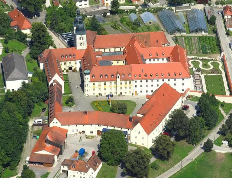 Kloster Plankstetten im Naturpark Altmühltal